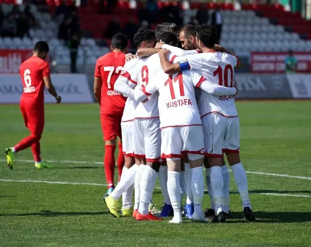 TFF 1. Lig: Cesar Grup Ümraniyespor: 1 - Boluspor: 1 TFF 1. Lig: Cesar Grup Ümraniyespor: 1 - Boluspor: 1