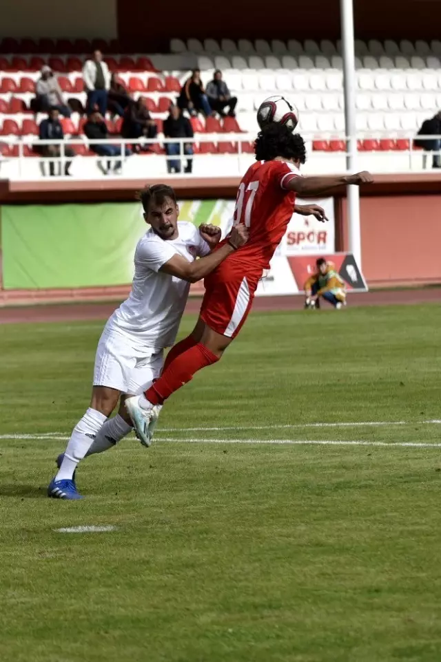 TFF 2. Lig: Gümüşhanespor: 1 - Pendikspor: 1