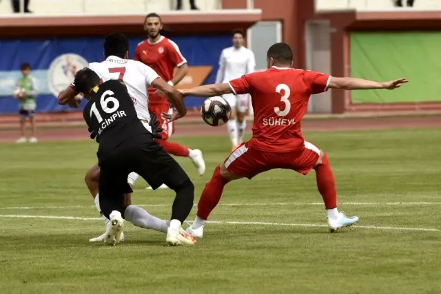 TFF 2. Lig: Gümüşhanespor: 1 - Pendikspor: 1