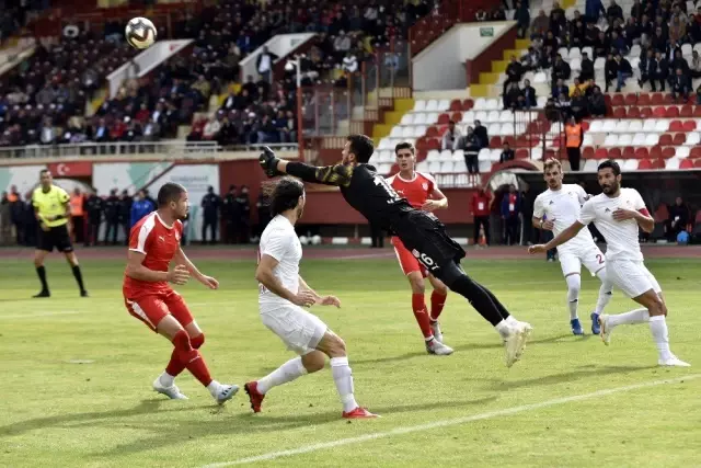 TFF 2. Lig: Gümüşhanespor: 1 - Pendikspor: 1