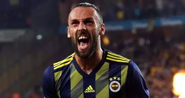 Vedat Muriqi'den Falcao sorusuna cevap: Kendini kanıtlamış dünya çapında bir forvet Vedat Muriqi'den Falcao sorusuna cevap: Kendini kanıtlamış dünya çapında bir forvet
