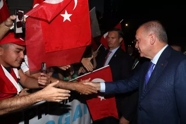 ABD'de Erdoğan'a sevgi seli ABD'de Erdoğan'a sevgi seli