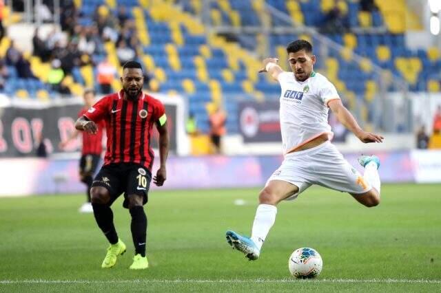 Alanyaspor, Gençlerbirliği ile 1-1 berabere kaldı!