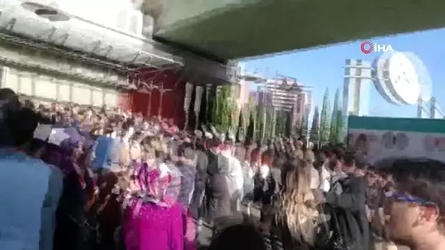 Atatürk Havalimanı metro seferleri durduruldu Atatürk Havalimanı metro seferleri durduruldu