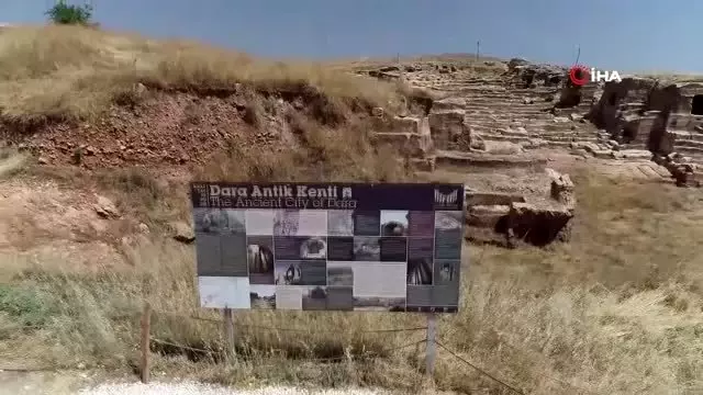 Dara antik kentinde tarihi surlar gün yüzüne çıkarılıyor Dara antik kentinde tarihi surlar gün yüzüne çıkarılıyor