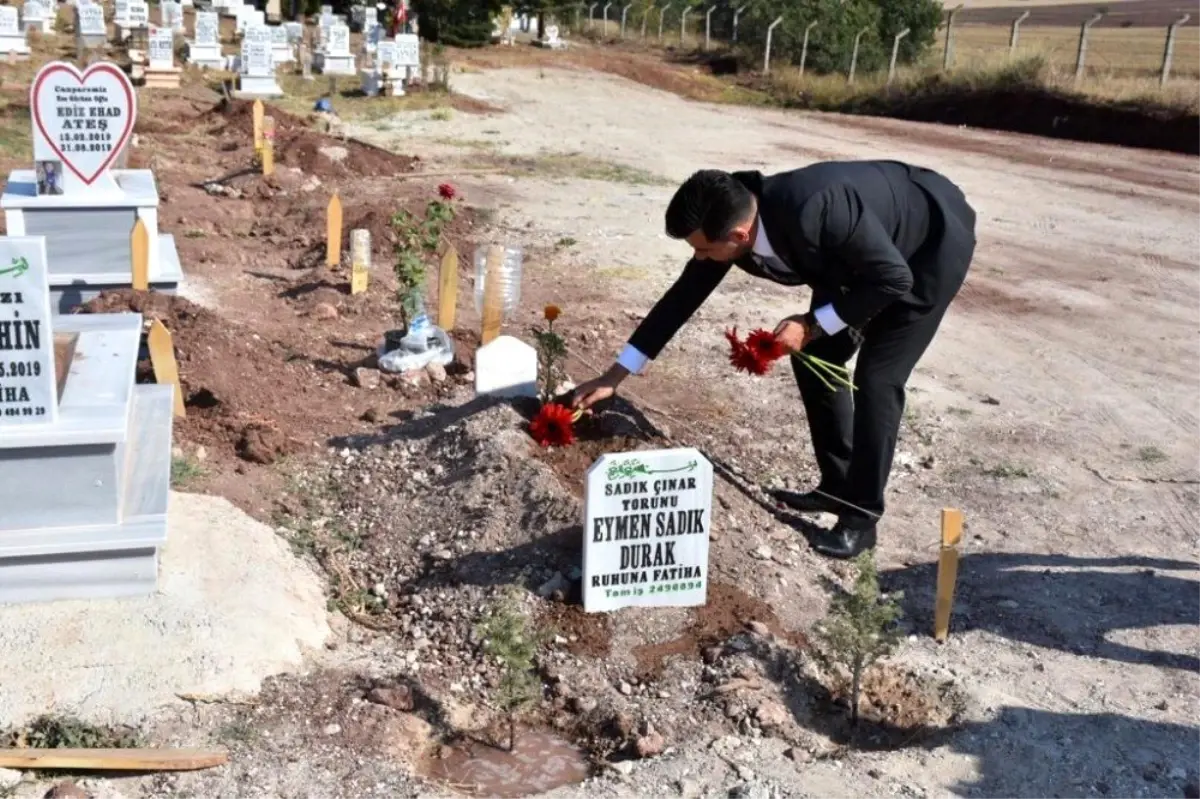 Eymen bebek kabri başında anıldı Haberler