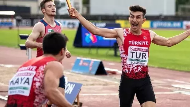 Fenerbahçe, hem kadınlar hem de erkeklerde Avrupa şampiyonu oldu Fenerbahçe, hem kadınlar hem de erkeklerde Avrupa şampiyonu oldu