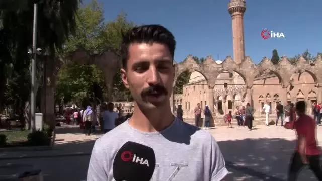Havalar serinleyince vatandaşlar Balıklıgöl'e akın etti Havalar serinleyince vatandaşlar Balıklıgöl'e akın etti