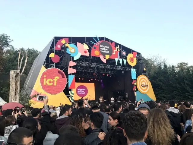 İstanbul Kahve Festivali'ne Feridun Düzağaç damgası İstanbul Kahve Festivali'ne Feridun Düzağaç damgası