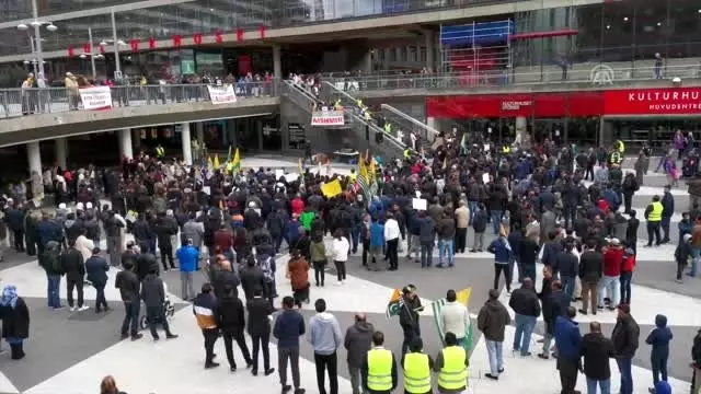 İsveç'de Cammu Keşmir protestosu