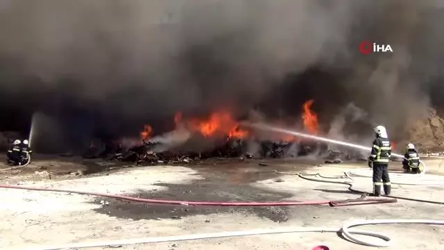 - Kırıkkale OSB'de fabrika yangını kontrol altına alındı - Kırıkkale OSB'de fabrika yangını kontrol altına alındı