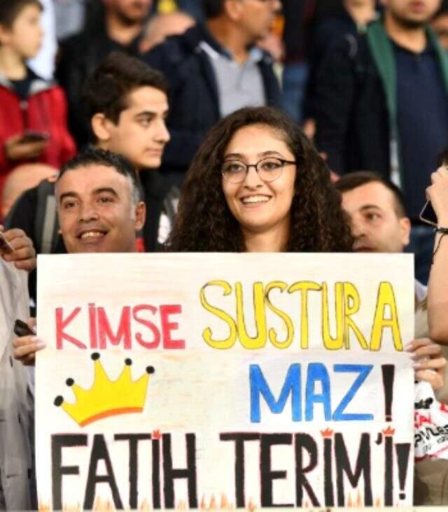 Malatya'da Fatih Terim pankartı elden ele dolaştı!