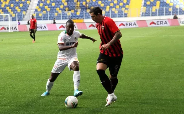 Süper Lig: Gençlerbirliği: 1 - Aytemiz Alanyaspor: 0 (İlk yarı) Süper Lig: Gençlerbirliği: 1 - Aytemiz Alanyaspor: 0 (İlk yarı)