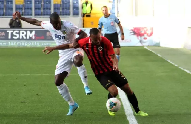 Süper Lig: Gençlerbirliği: 1 - Aytemiz Alanyaspor: 0 (İlk yarı) Süper Lig: Gençlerbirliği: 1 - Aytemiz Alanyaspor: 0 (İlk yarı)