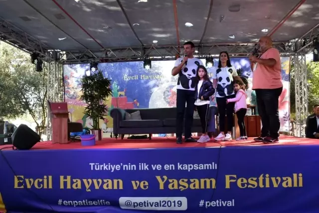 Türkiye'nin ilk Evcil Hayvan ve Yaşam Festivali 'Petival' renkli anlara sahne oldu Türkiye'nin ilk Evcil Hayvan ve Yaşam Festivali 'Petival' renkli anlara sahne oldu
