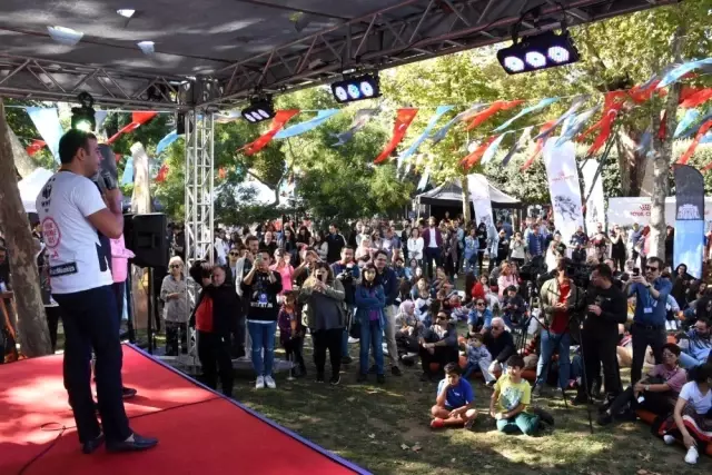 Türkiye'nin ilk Evcil Hayvan ve Yaşam Festivali 'Petival' renkli anlara sahne oldu Türkiye'nin ilk Evcil Hayvan ve Yaşam Festivali 'Petival' renkli anlara sahne oldu