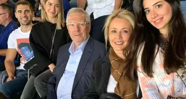 Aziz Yıldırım, Chelsea-Liverpool maçını izledi Aziz Yıldırım, Chelsea-Liverpool maçını izledi