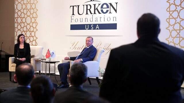 Cumhurbaşkanı Erdoğan'dan ABD'deki öğrencilere uyarı: 15 Temmuz gecesi milletine bomba yağdıran mankurtlar gibi aklınızı kiraya vermeyin
