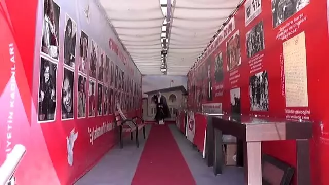 Cumhuriyet Tırı 303'üncü noktaya ulaştı Cumhuriyet Tırı 303'üncü noktaya ulaştı