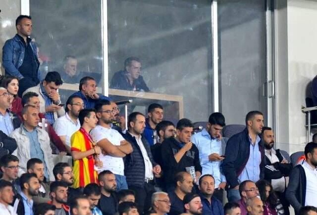 Fatih Terim, locada çılgına döndü