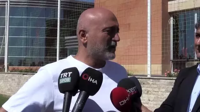 Hikmet Karaman: 'Üç puana açız' Hikmet Karaman: 'Üç puana açız'