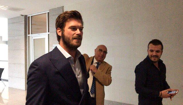 HSK'dan Kıvanç Tatlıtuğ'la fotoğraf çektiren hakimle ilgili açıklama geldi