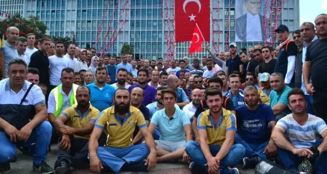 İBB Başkanı İmamoğlu'ndan belediyedeki işten çıkarmalara ilişkin soruya cevap: Onlardan hesap sorsun