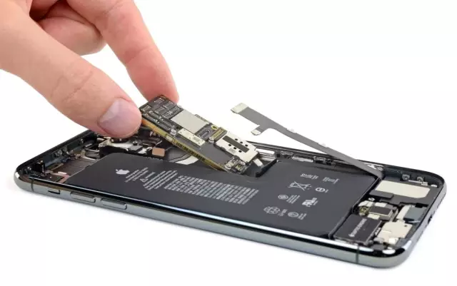 iFixit iPhone 11 Pro Max'ı parçalarına ayırdı, çift taraflı şarj? iFixit iPhone 11 Pro Max'ı parçalarına ayırdı, çift taraflı şarj?