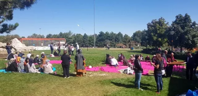 Lösemi hastaları için uçurtma şenliği Lösemi hastaları için uçurtma şenliği