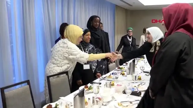 Emine Erdoğan, ABD'li Müslüman toplumun kadın temsilcileriyle bir araya geldi Emine Erdoğan, ABD'li Müslüman toplumun kadın temsilcileriyle bir araya geldi