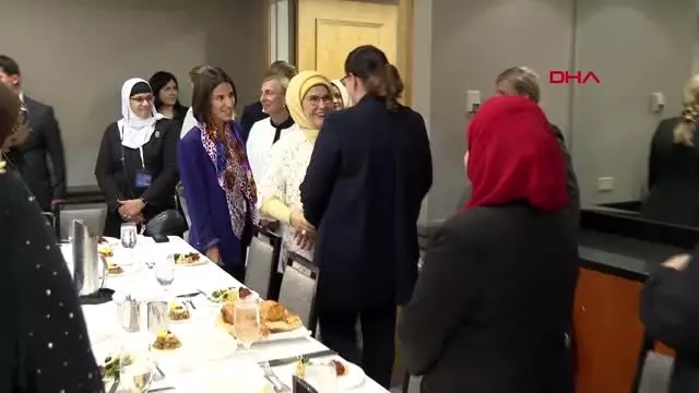 Emine Erdoğan, ABD'li Müslüman toplumun kadın temsilcileriyle bir araya geldi Emine Erdoğan, ABD'li Müslüman toplumun kadın temsilcileriyle bir araya geldi