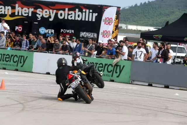 Otomobil ve motosiklet tutkunlarını buluşturan V Weekend Motoring başlıyor Otomobil ve motosiklet tutkunlarını buluşturan V Weekend Motoring başlıyor