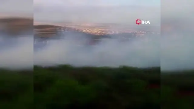Pendik'teki orman yangınını çıkarttığı iddia edilen zanlı, emniyetteki işlemlerinin ardından... Pendik'teki orman yangınını çıkarttığı iddia edilen zanlı, emniyetteki işlemlerinin ardından...