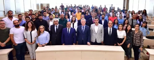Vali Davut Gül, GAÜN'de açılış dersi verdi