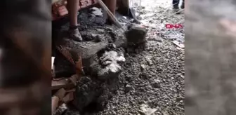 Acıbadem Mahallesi: Yan tarafta yapılan inşaattan salonlarına dolan betonla şok yaşadılar Acıbadem Mahallesi: Yan tarafta yapılan inşaattan salonlarına dolan betonla şok yaşadılar
