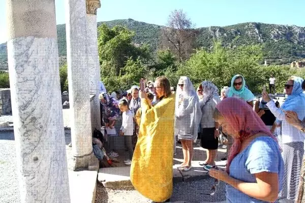 Antik efes'te tarihi rus ayini Antik efes'te tarihi rus ayini