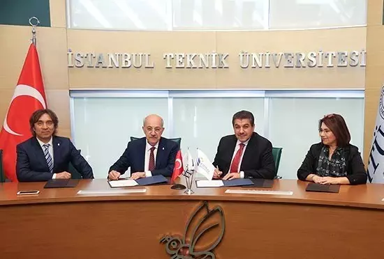 Esenler'de 'İş Birliği Protokolü' için imzalar atıldı Esenler'de 'İş Birliği Protokolü' için imzalar atıldı