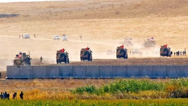 Son dakika: İkinci ortak harekat başladı: Türk ve ABD zırhlıları Fırat'ın doğusuna geçiyor