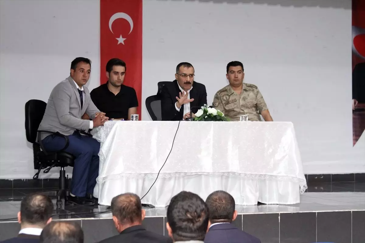 Kaymakam Çelik, vatandaşlarla bir araya geldi