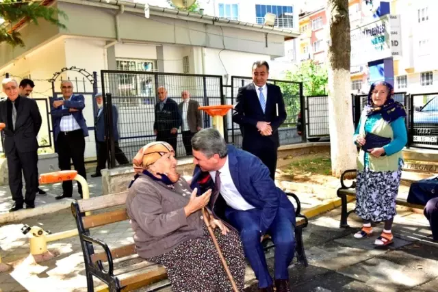 Malatya Valisi Aydın Baruş, muhtarları ziyaret etti Malatya Valisi Aydın Baruş, muhtarları ziyaret etti