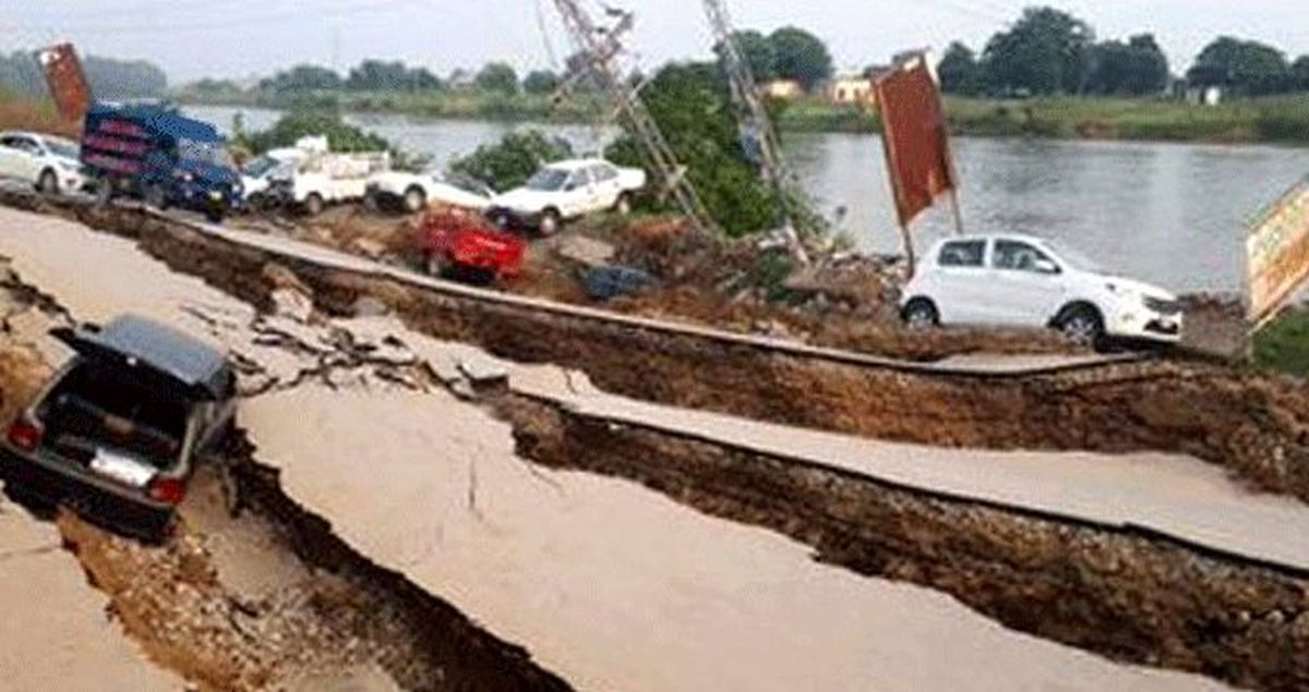 Pakistan'da yaşanan 5.8 şiddetindeki depremde en az 19 kişi öldü, 300 kişi yaralandı