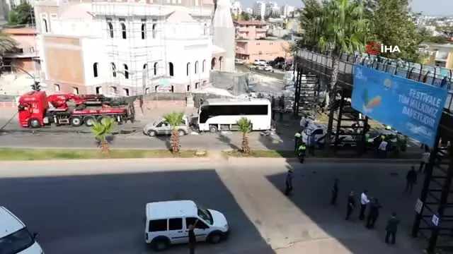 5 kişinin yaralandığı patlama sonrası olay yerinde çalışmalar sürüyor 5 kişinin yaralandığı patlama sonrası olay yerinde çalışmalar sürüyor