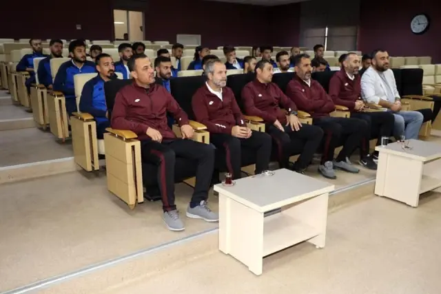 Başkan Saygılı: 'Kırıkkale Büyük Anadoluspor hak ettiği yere gelecek' Başkan Saygılı: 'Kırıkkale Büyük Anadoluspor hak ettiği yere gelecek'