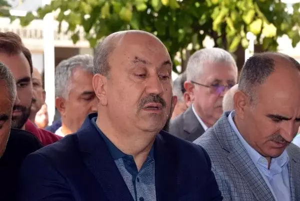 Bddk başkanı akben'in annesi vefat etti (2) Bddk başkanı akben'in annesi vefat etti (2)