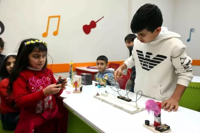 Bilgi Evleri'ne bir haftada 6 bin 706 öğrenci kayıt yaptırdı