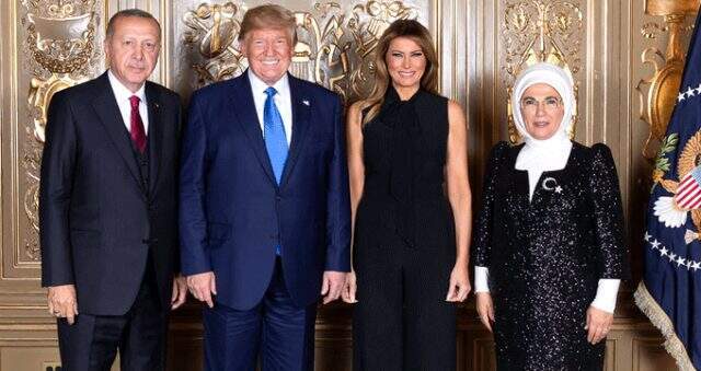 BM Genel Kurul Heyet Başkanları onuruna verilen yemekte Emine Erdoğan'ın broşu dikkat çekti