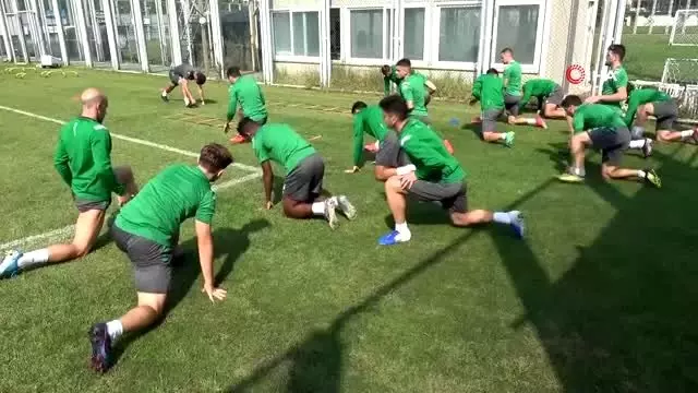 Bursaspor Sportif Direktörü Selçuk Erdoğan: 'Sezon sonunda mutlu sona ulaşacağız' Bursaspor Sportif Direktörü Selçuk Erdoğan: 'Sezon sonunda mutlu sona ulaşacağız'