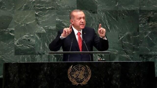 Cumhurbaşkanı Erdoğan ve eşi Emine Erdoğan ABD'de Trump tarafından verilen yemeğe katıldı