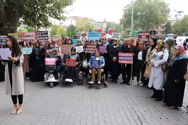 Diyarbakır annelerine kadın desteği Diyarbakır annelerine kadın desteği