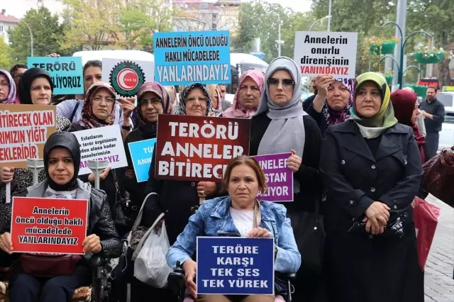 Diyarbakır annelerine kadın desteği Diyarbakır annelerine kadın desteği